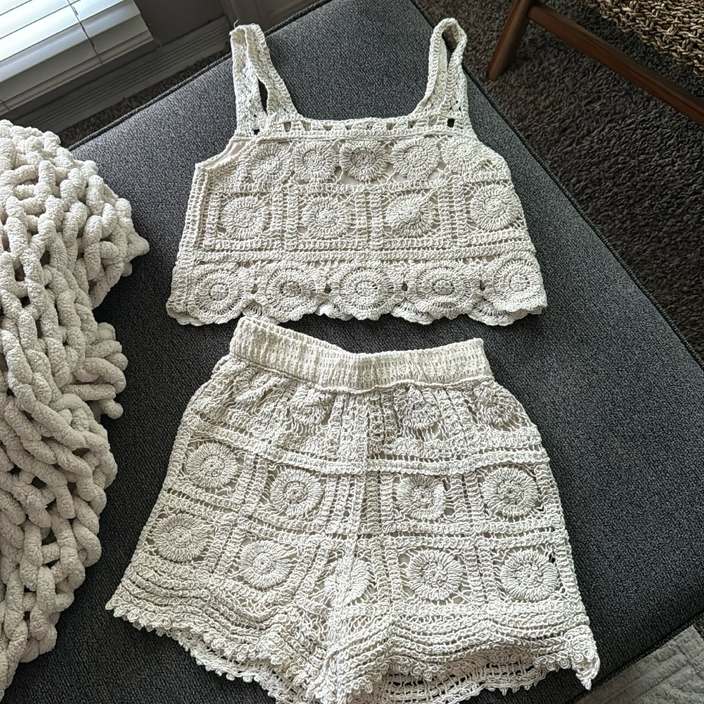 Botique Lace Set; Size S